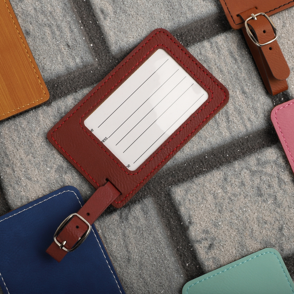 Leather luggage tags in different colors.